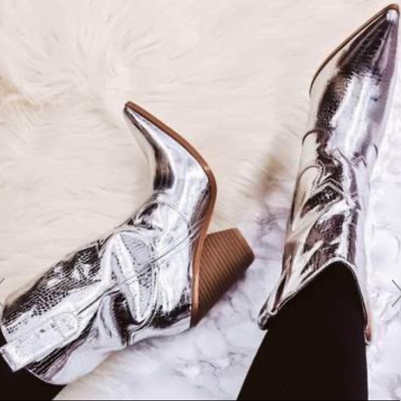 fashion nova cowgirl boots